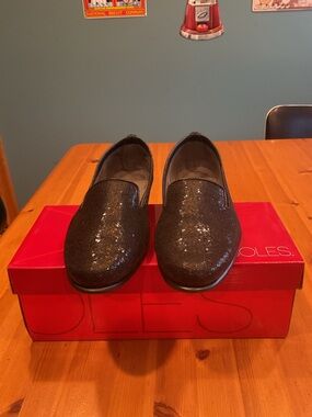 AEROSOLES BETUNIA FLATS BLACK SEQUIN METALLIC WOMENS SZ 8 BLINGY NEW IN BOX